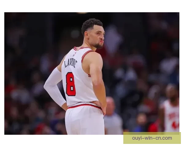 波尔津吉斯称球队队医塞莱布里尼为史上最佳 右手腕伤势影响三分投篮节奏