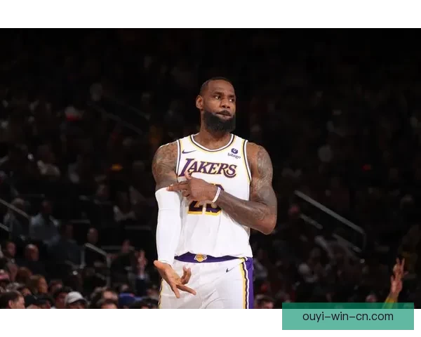 詹姆斯迎历史性里程碑出战湖人魔术创NBA出场纪录